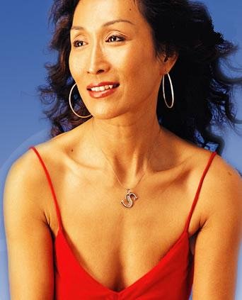 歌手沈小岑的近照曝光，她的状态如何？