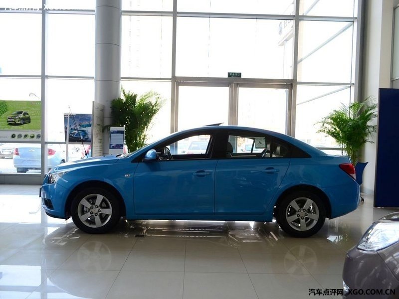 2011款科鲁兹车身多长多宽?谢谢