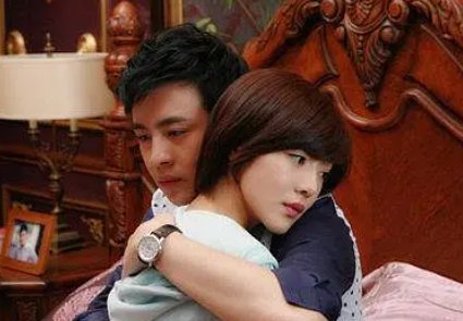 冬暖花会开叶幽昙怎么死的