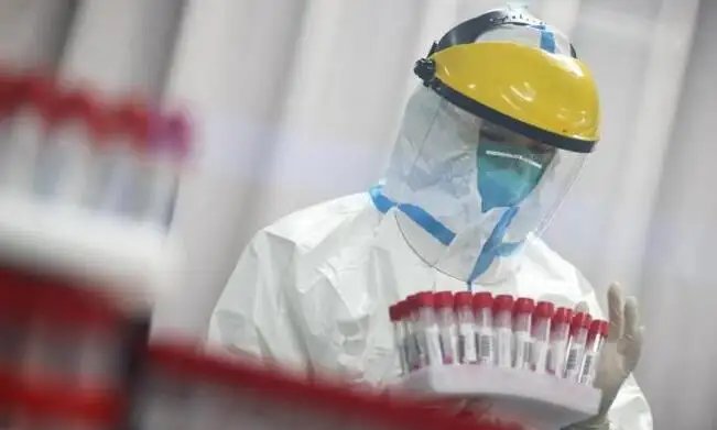 南京栖霞通报4例核酸异常情况!当地的疫情情况怎么样了?