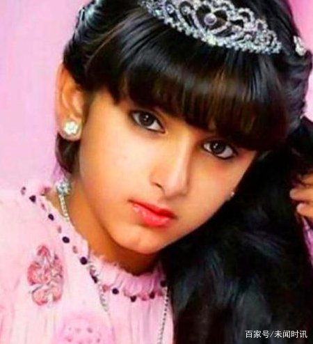 还记得迪拜最美公主吗?因长得太漂亮被禁止整容,10年现状如何?