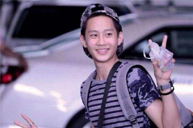 曾经的“五道杠少年”和“不屑弟”,如今的结局如何?