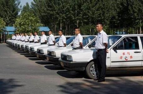 女子与驾校教练喝酒后酒店身亡,对于此案你有何看法?