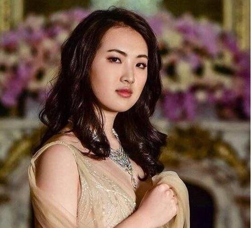 任正非小女儿姚安娜官宣出道,女神进军娱乐圈的主要原因是什么?