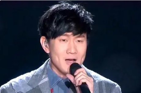 怎样理解林俊杰《黑夜问白天》?