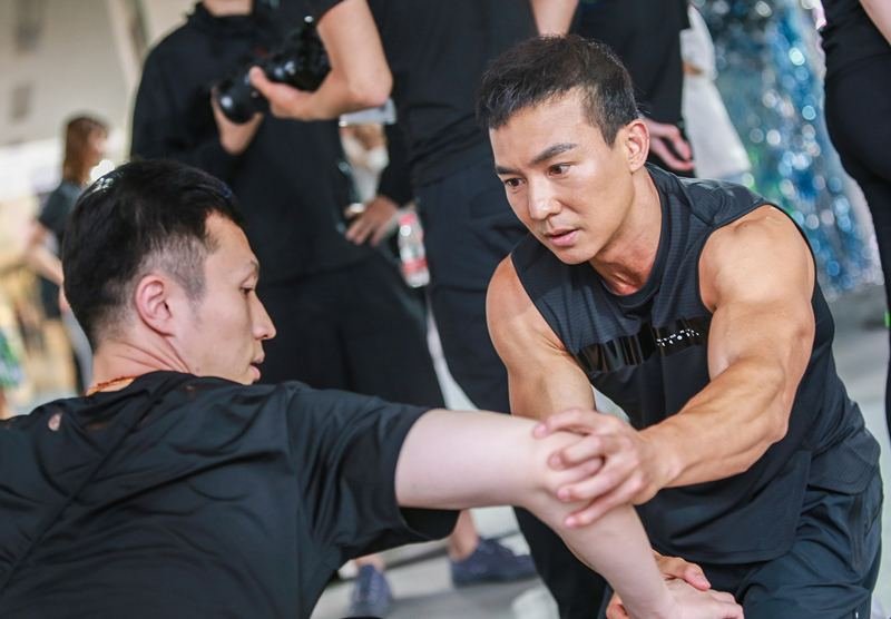 刘畊宏称自己还没有50岁，他的身体状态看起来像多少岁的？