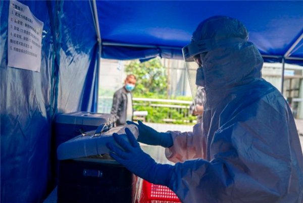 大连8天215人感染,大连本轮疫情有何特点?