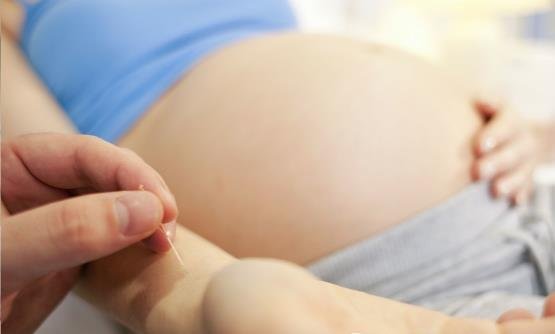 孕妇待产必备用品有哪些?孕妇待产前准备什么食物?