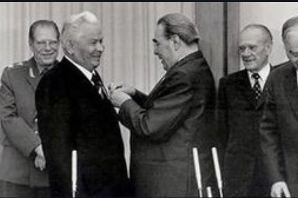 安德罗波夫有何能力,为什么美国会对他非常忌惮?