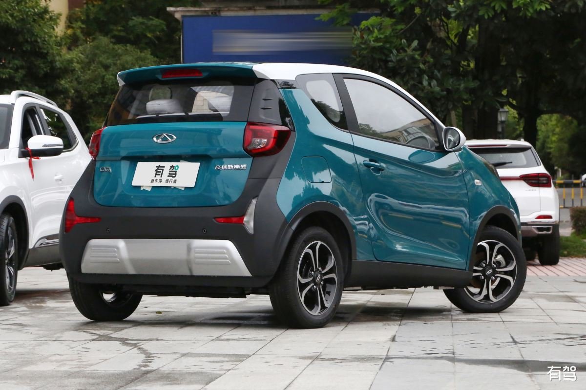 在2022年,有没有适合年轻女性款新能源小型电动车推荐呢?