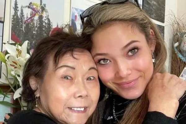 谷爱凌的父亲和母亲是从事什么工作的?