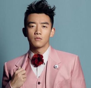 和程晓玥恩爱3年的郑恺,为何转身娶了恋爱仅一年的苗苗?