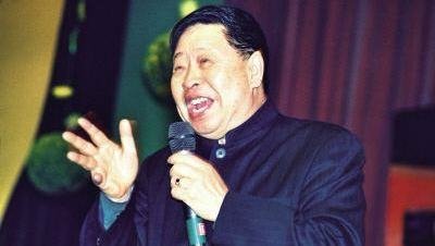 相声大师马季,如今已经去世整整15年,当年他的追悼会有多轰动?