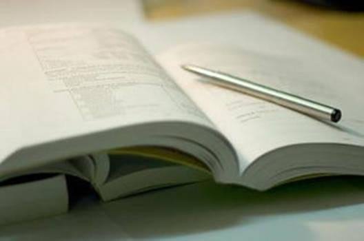 商家称15万办理全套本科学历,本科学历如今为何如此重要?