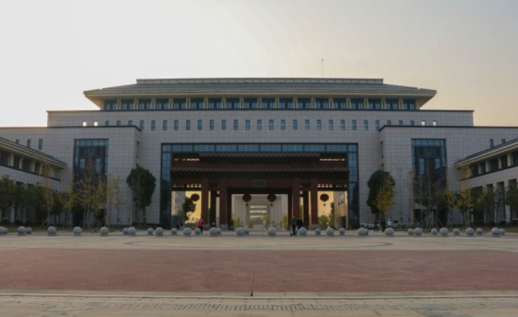 中南财经政法大学武汉学院是几本?