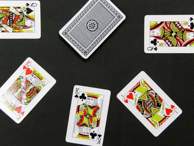 小姐牌游戏规则是什么样的?