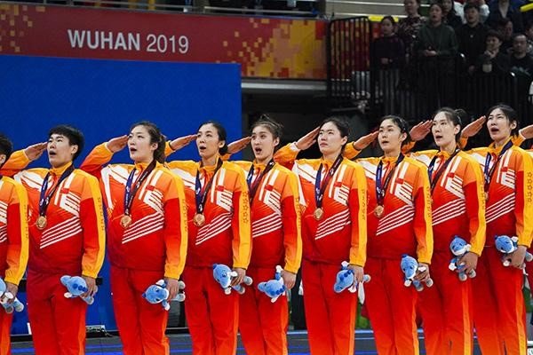 军运会-中国女篮三连胜,为何多类运动巾帼强于须眉?