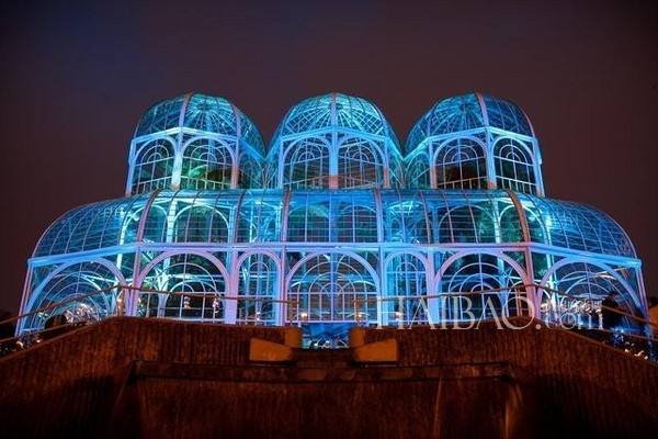 水晶宫是什么意思,指的是哪座城市呢?