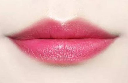 为什么粉色的口红驾驭起来非常难呢?