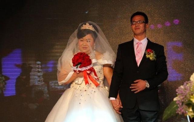 还记得唐功红吗,为冠军奋不顾身,她退役后在干什么 ?