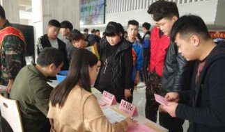 山东70后新生报到被误认为家长,你如何看待70后上大学?