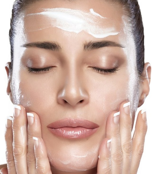 颐莲透明质酸原液怎么用