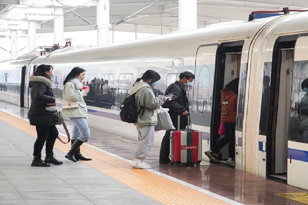 官方宣布持核酸阴性证明到达目的地后不隔离，春运期间该如何防控疫情？