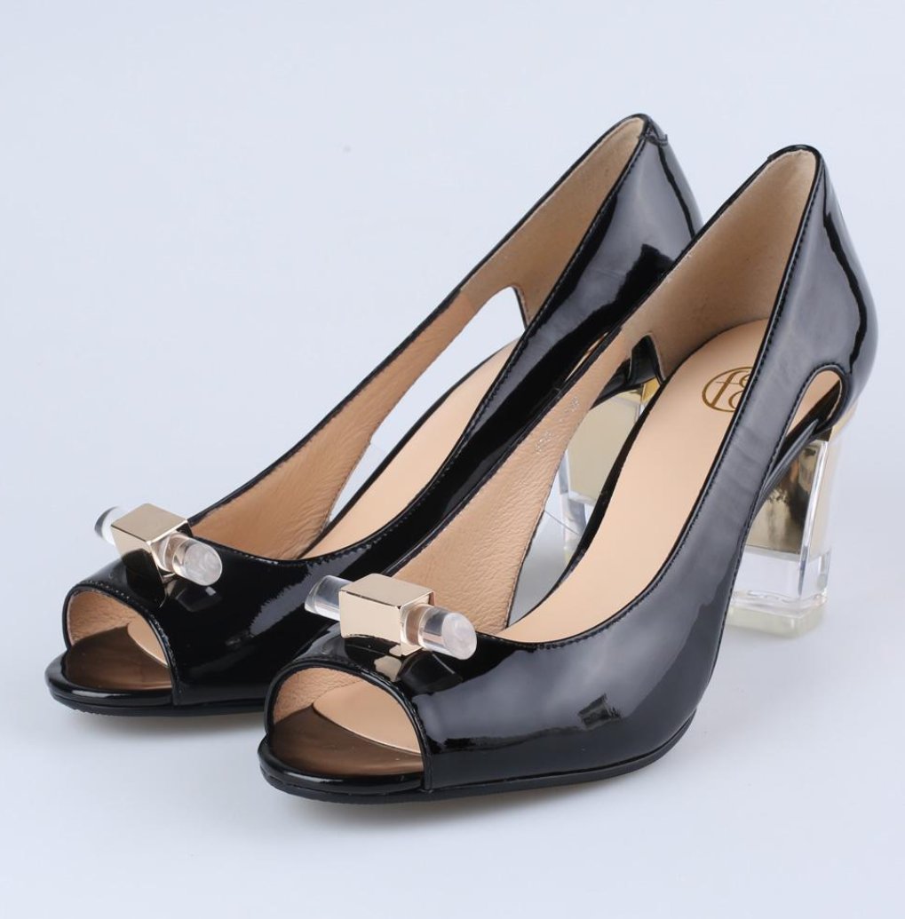 fed是什么品牌的鞋子？