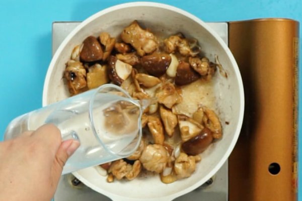 跑山鸡有几种做法