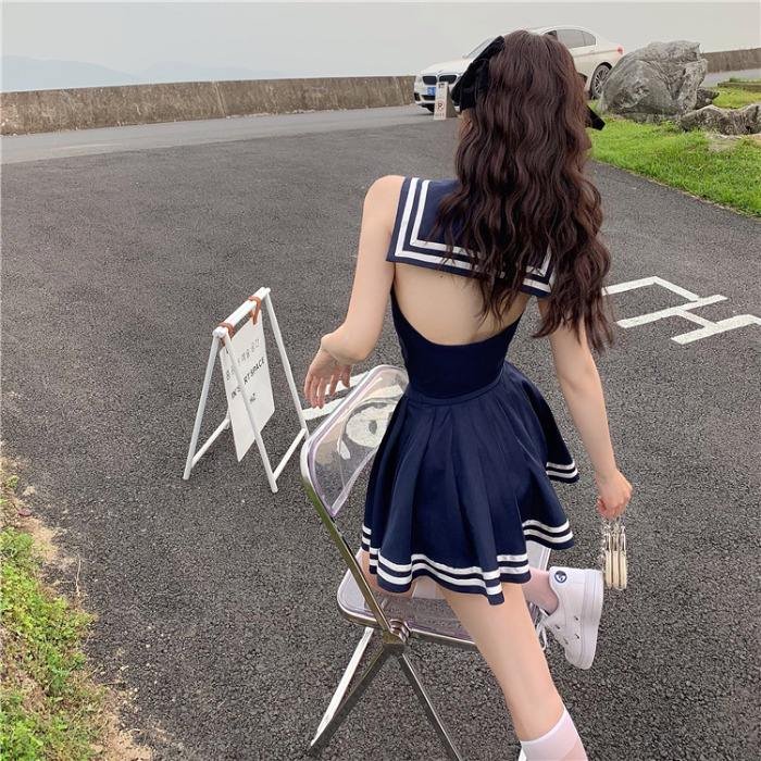 杭州小区裸背拍照网红道歉,她的行为有何不妥之处?