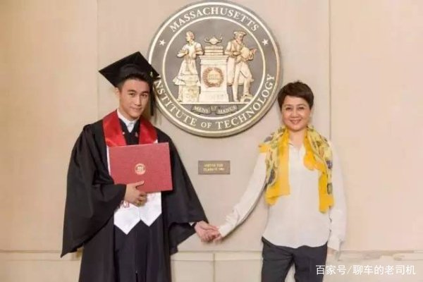 何猷君在哪个综艺节目中的表现,比较令人眼前一亮?