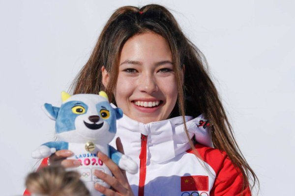 谷爱凌的父亲和母亲是从事什么工作的?