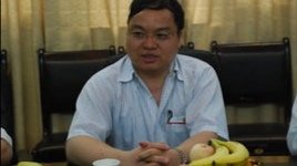 追随任正非超过30年，你如何看待郑宝用对华为的贡献？