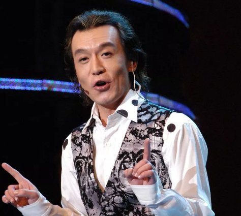 高晓松揭露李咏去世真实原因并非死于癌症,本人回应,背后究竟怎么回事?