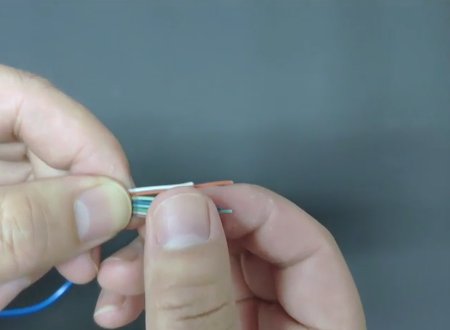 八芯网线如何做头,有哪几根线有用,如何连接?最好有图说明,谢谢!