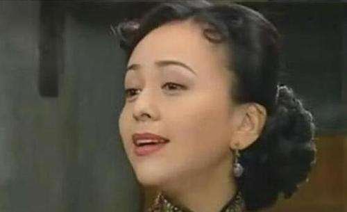 情深深雨蒙蒙雪姨叫傅文佩开门是什么台词