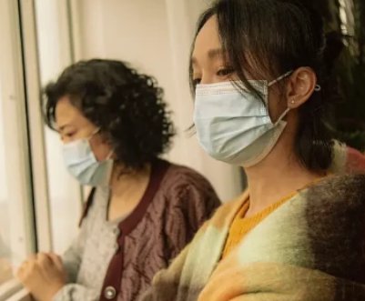 易烊千玺主演的《世间有她》被爆撤档，被撤档原因会有哪些？