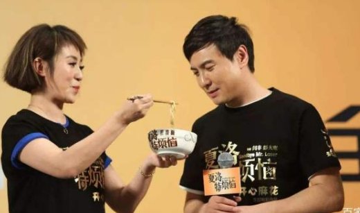 最佳搭档之争！沈腾在贾玲和马丽之间做选择，沈腾是如何选择的？