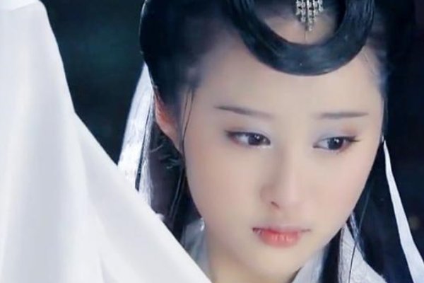 最惨谋女郎李欣汝，她当年如何惹怒张艺谋？