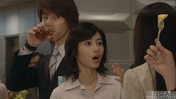 新娘和爸爸的剧情简介