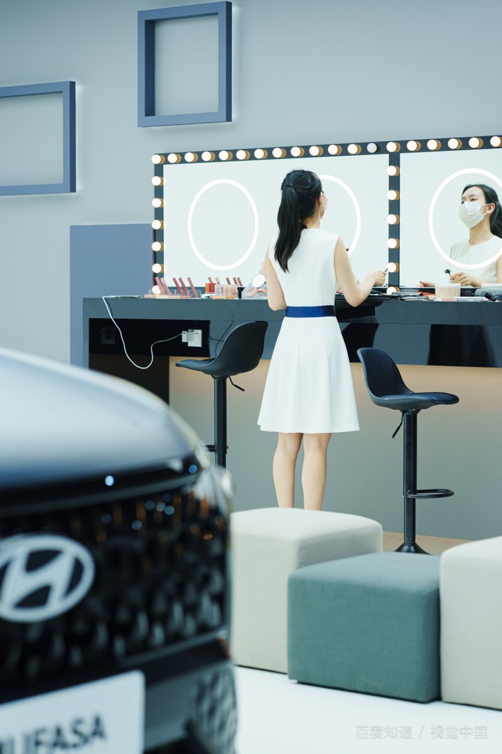 学化妆一般要多少钱啊