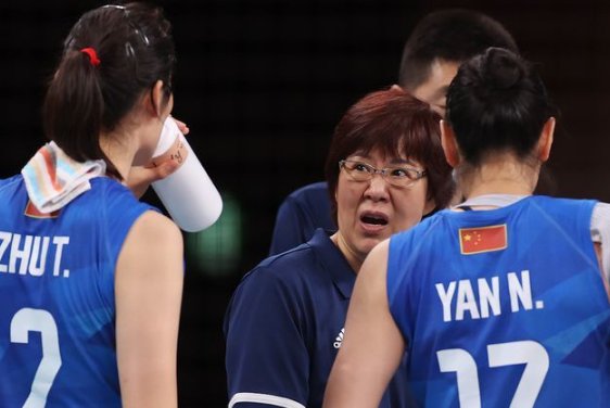 朱婷受伤遭质疑，郎平是如何霸气回应的？