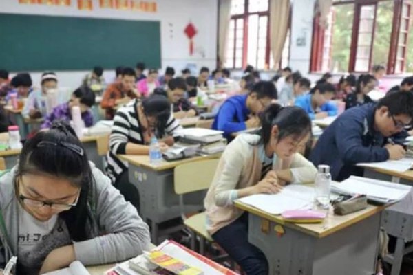 外省户籍可以在北京高考吗？