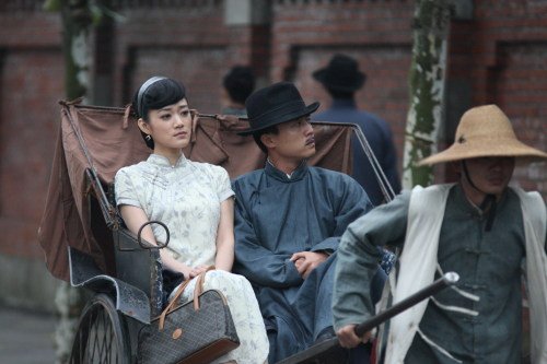 敌营十八年之虎胆雄心的内容简介