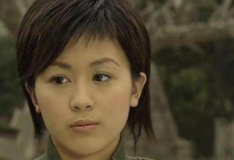 《大唐双龙传》师妃暄的扮演者唐宁那么美，她现在怎么样了？在干什么？