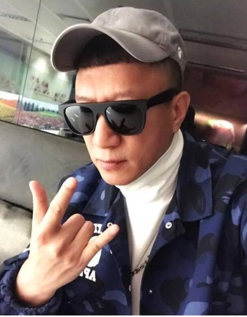 孙红雷发文纪念什么事情？