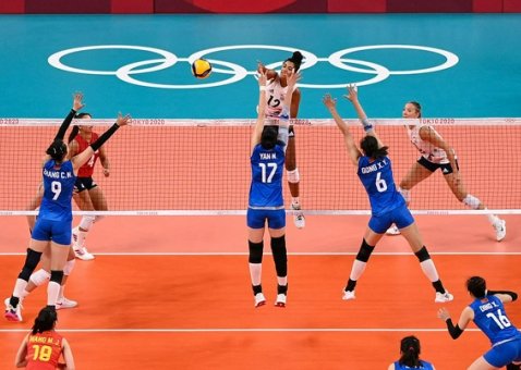 朱婷受伤遭质疑，郎平是如何霸气回应的？