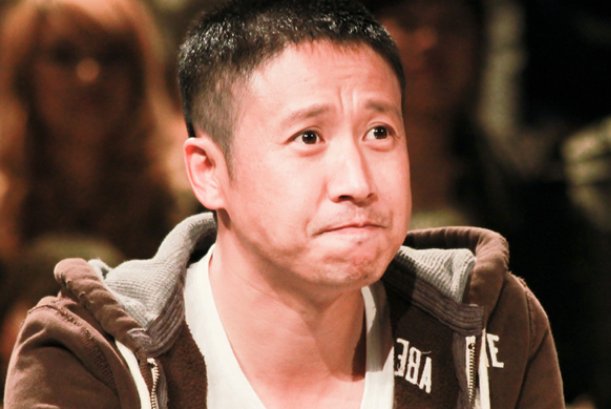 曾被前妻抛弃，和儿子“北漂”，二婚娶上戏校花，他是谁？