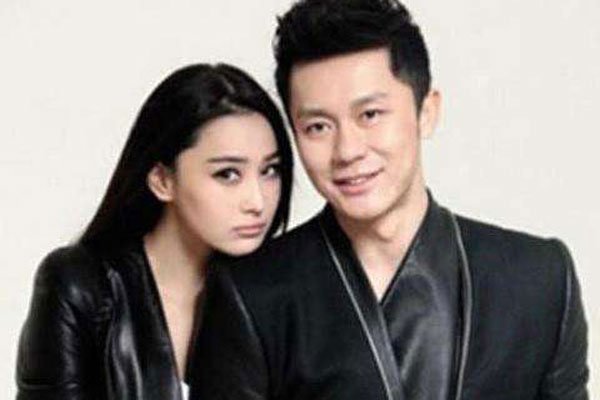 张馨予和吴卓羲大尺度床照事件 她的黑历史遭扒