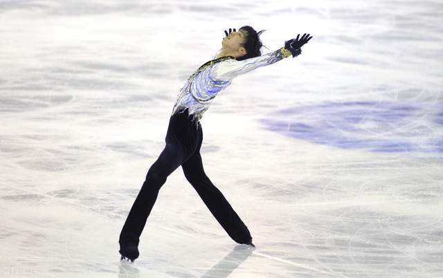 羽生结弦缺席冬奥训练,缺席的原因是什么?